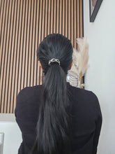 Load image into Gallery viewer, Twist Hair Cuff