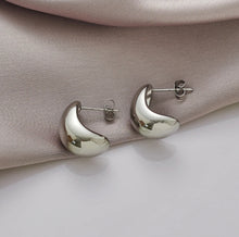 Load image into Gallery viewer, The Lena Earrings