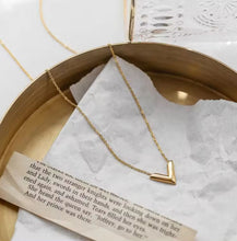 Load image into Gallery viewer, The Valencia Necklace