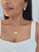 Load image into Gallery viewer, The Belle Heart Necklace