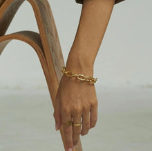 Load image into Gallery viewer, The Bellita Bracelet