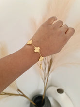 Load image into Gallery viewer, The Clover Bracelet
