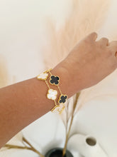 Load image into Gallery viewer, The Clover Bracelet
