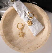 Load image into Gallery viewer, The Solis Earrings
